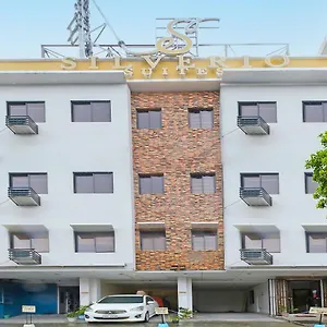 Hotel Oyo 896 Silverio Suites, Manila