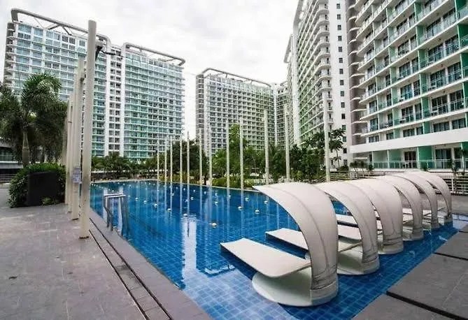 Azure Urban Resort Staycation Bah 337 Unli Wifi 24 Hrs Check In No Security Deposit Hygeinic City View Manila